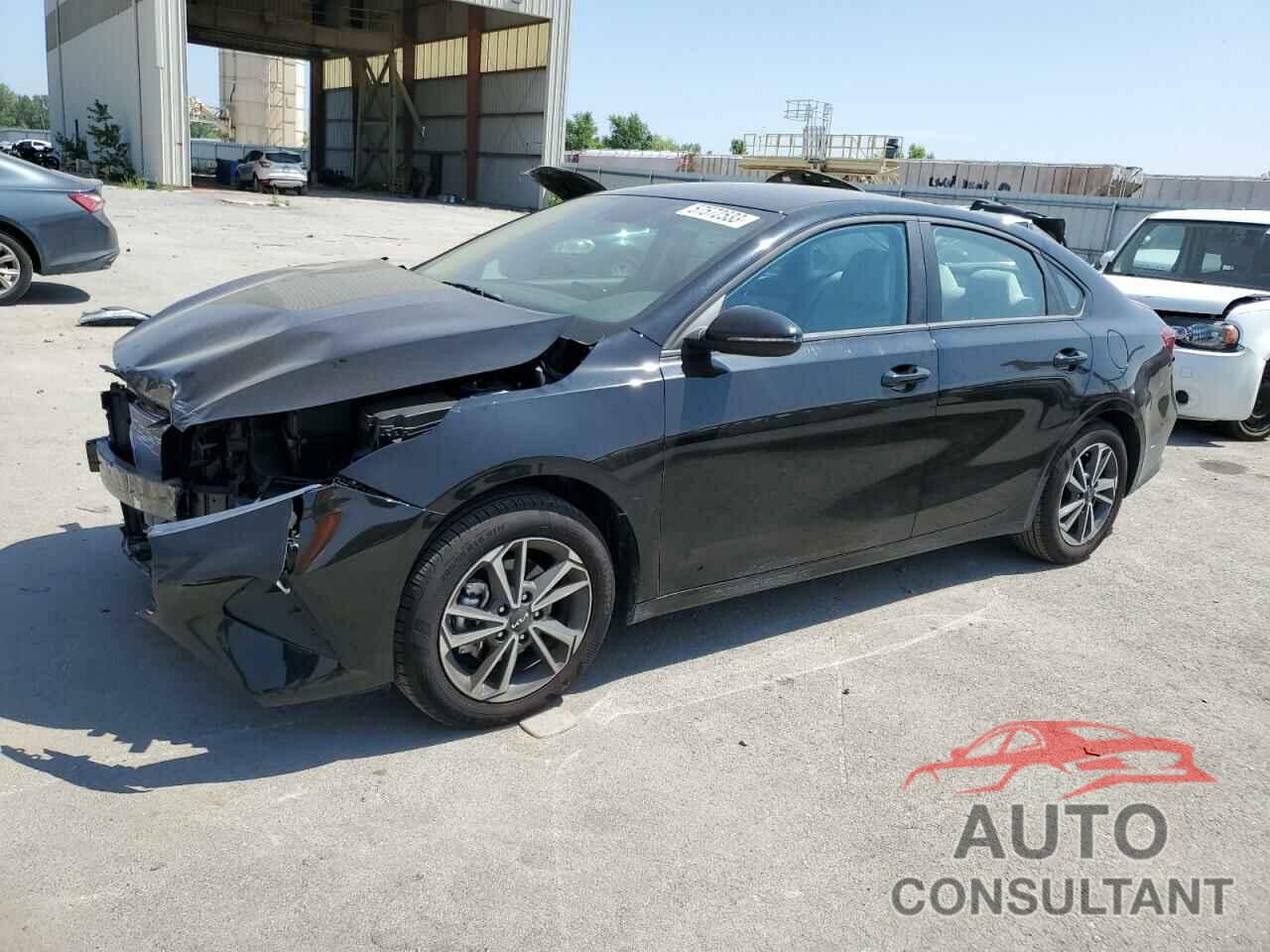 KIA FORTE 2023 - 3KPF24AD4PE592517