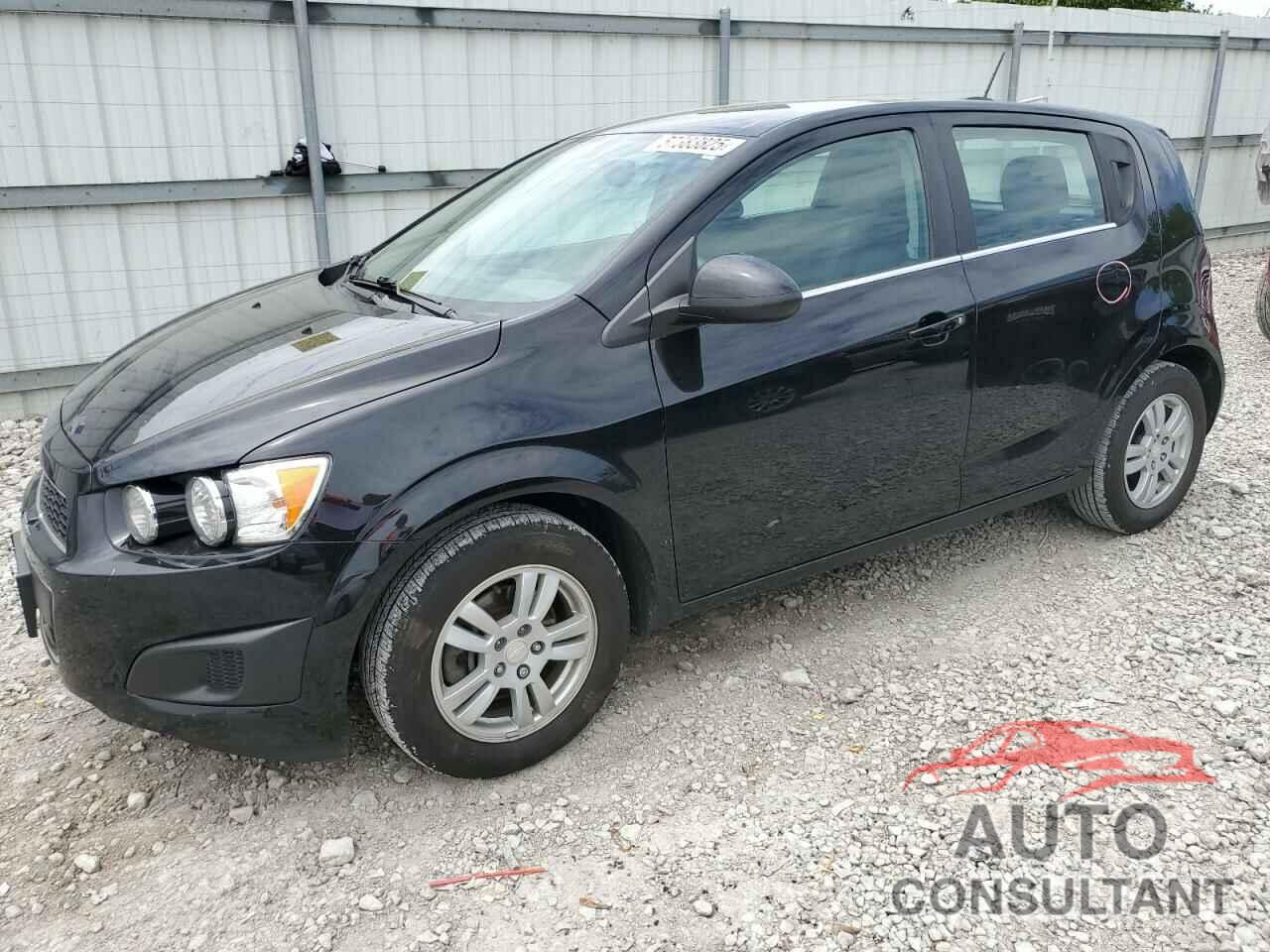 CHEVROLET SONIC 2016 - 1G1JC6SH3G4108304