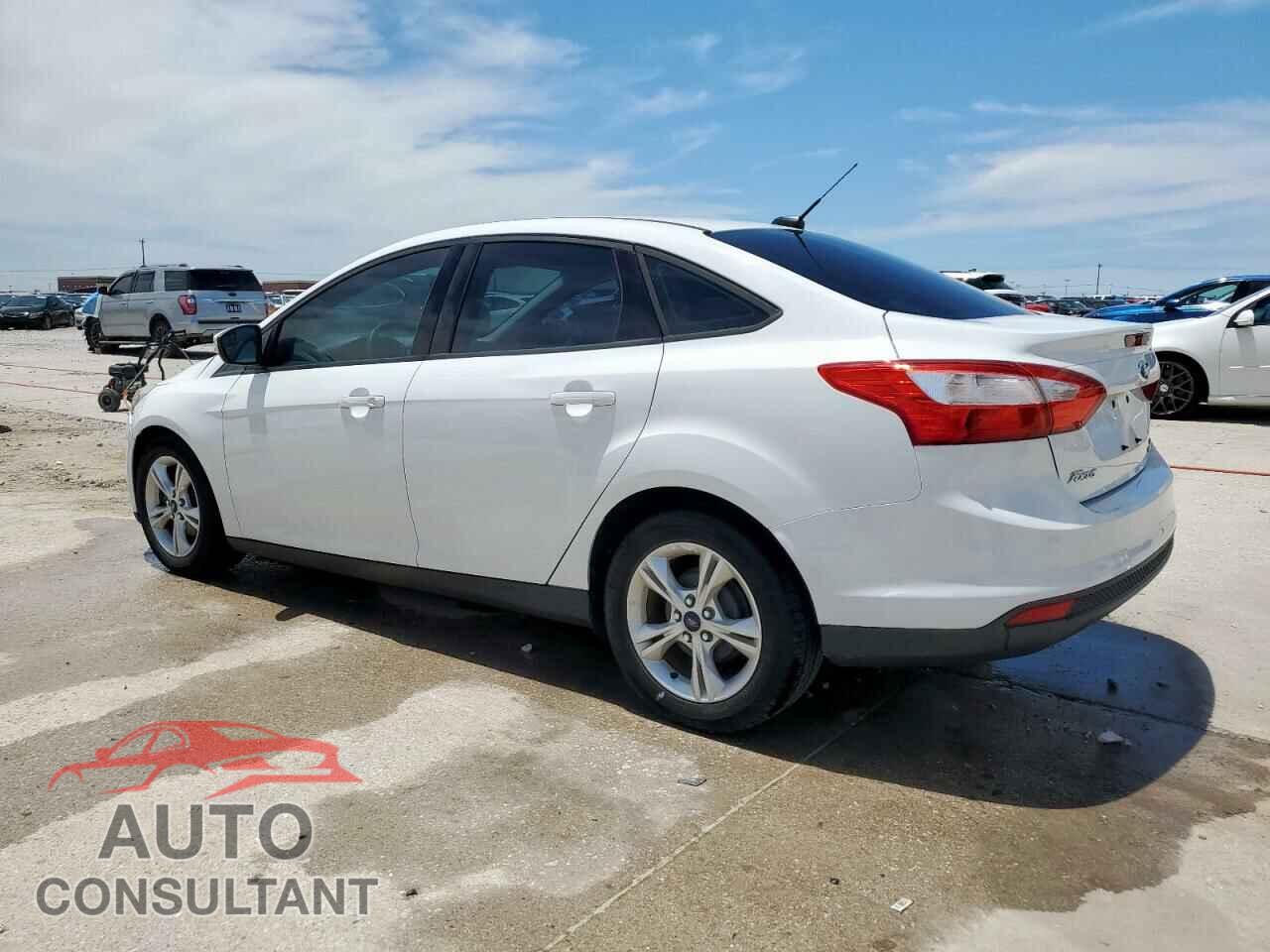 FORD FOCUS 2014 - 1FADP3F23EL451796