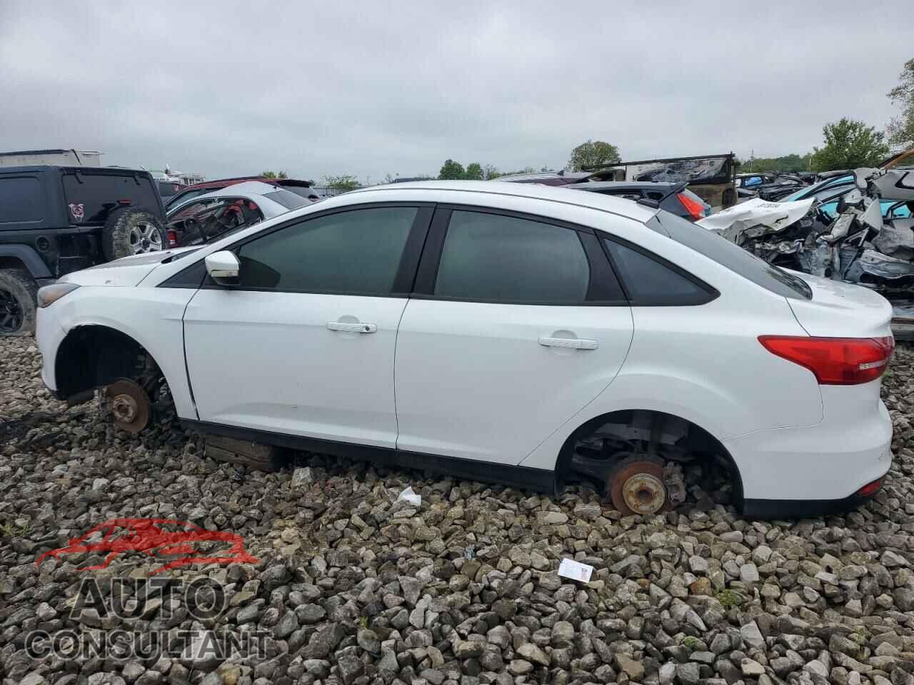 FORD FOCUS 2016 - 1FADP3F23GL278123