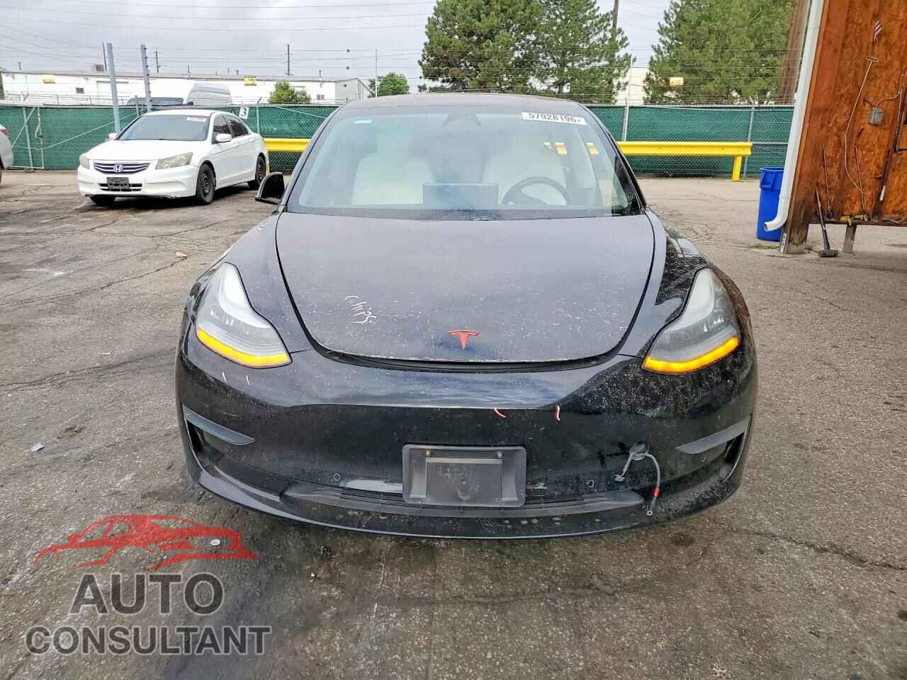 TESLA MODEL 3 2019 - 5YJ3E1EA7KF301682