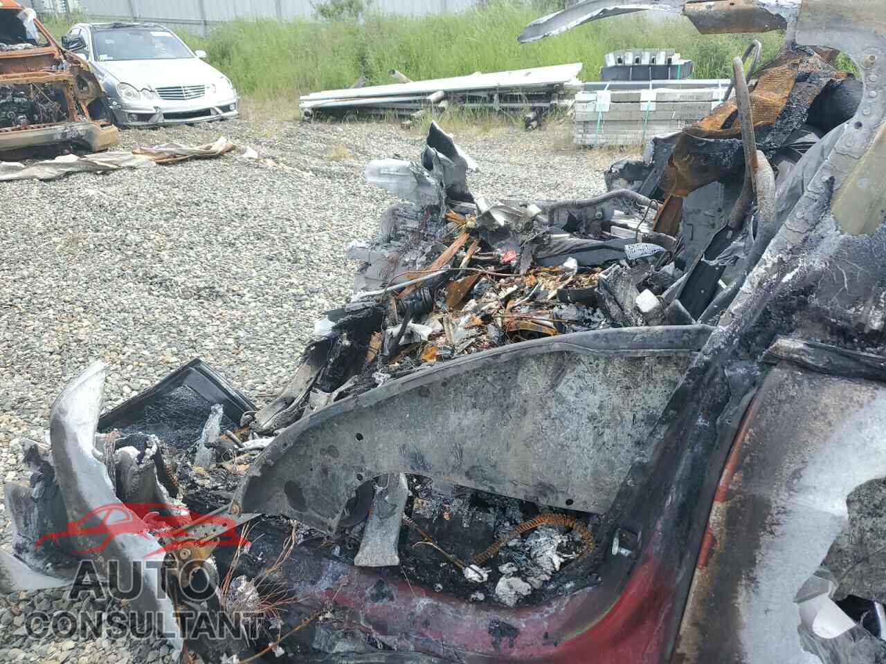 TESLA MODEL S 2015 - 5YJSA1E29FF118905