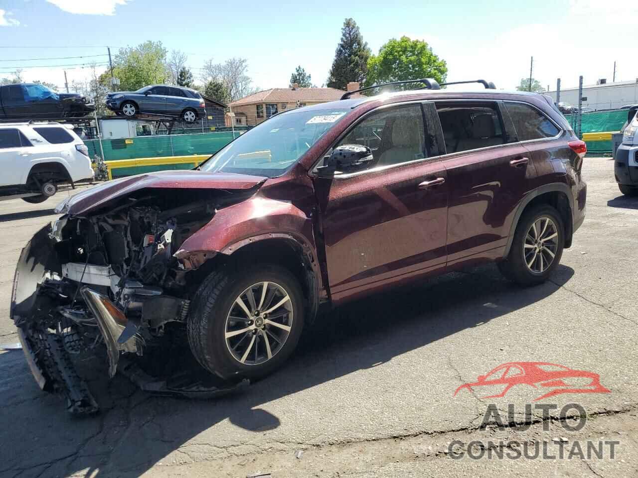 TOYOTA HIGHLANDER 2018 - 5TDJZRFH8JS494912