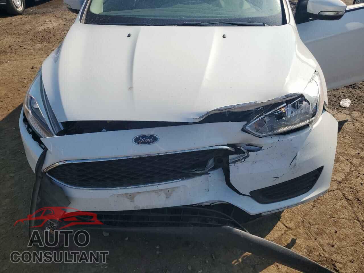 FORD FOCUS 2017 - 1FADP3F26HL313478