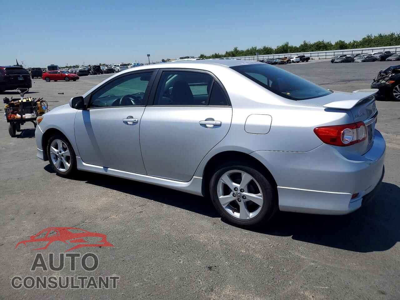 TOYOTA COROLLA 2013 - 2T1BU4EEXDC956302