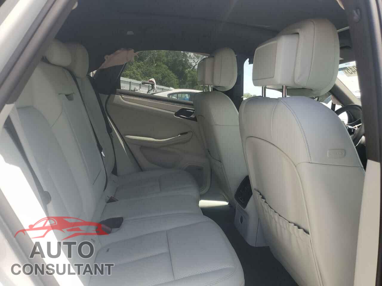 PORSCHE MACAN 2021 - WP1AA2A5XMLB02805