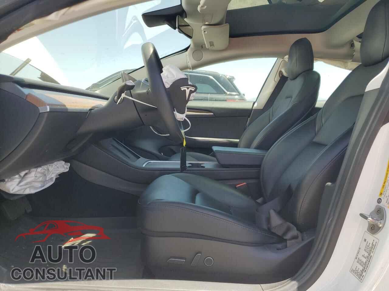 TESLA MODEL 3 2021 - 5YJ3E1EA1MF070393