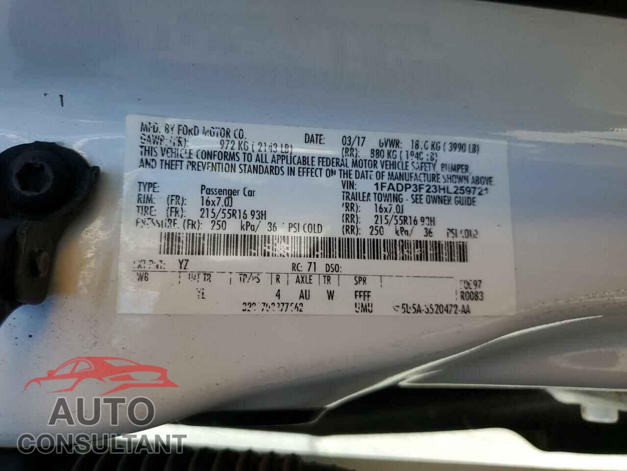 FORD FOCUS 2017 - 1FADP3F23HL259721