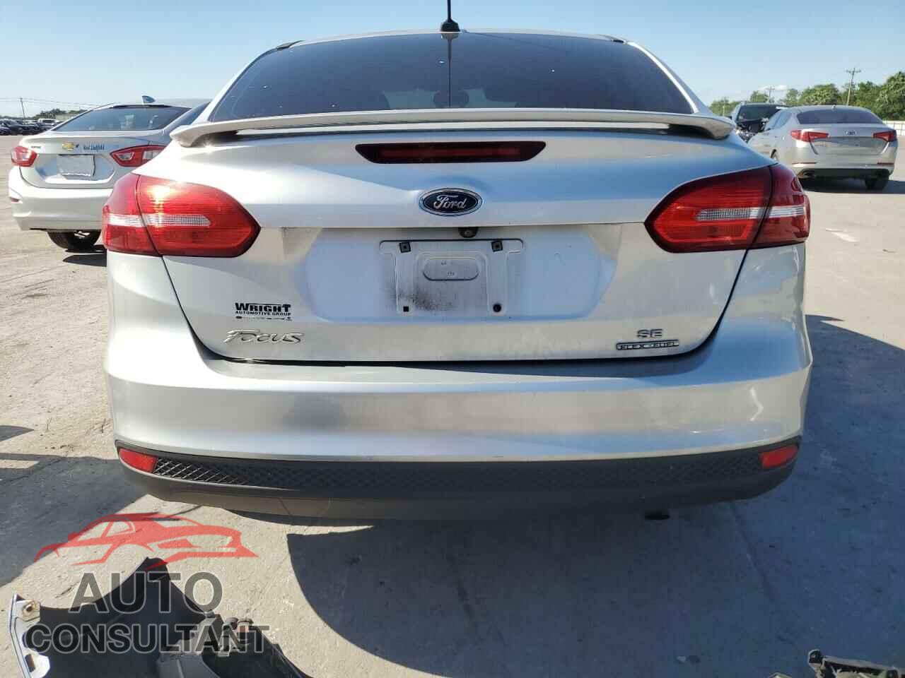 FORD FOCUS 2015 - 1FADP3F25FL283595