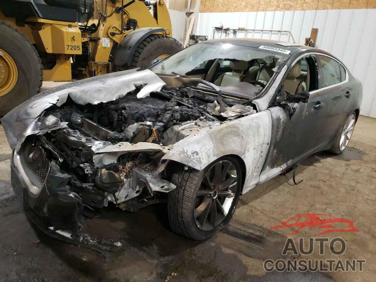 JAGUAR XF 2015 - SAJWJ0FF6F8U65493