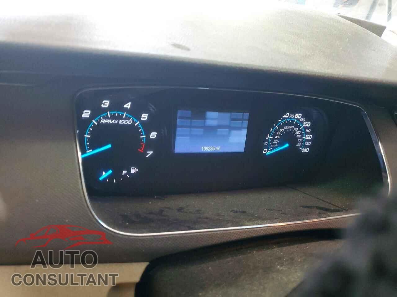 FORD TAURUS 2017 - 1FAHP2D84HG108849