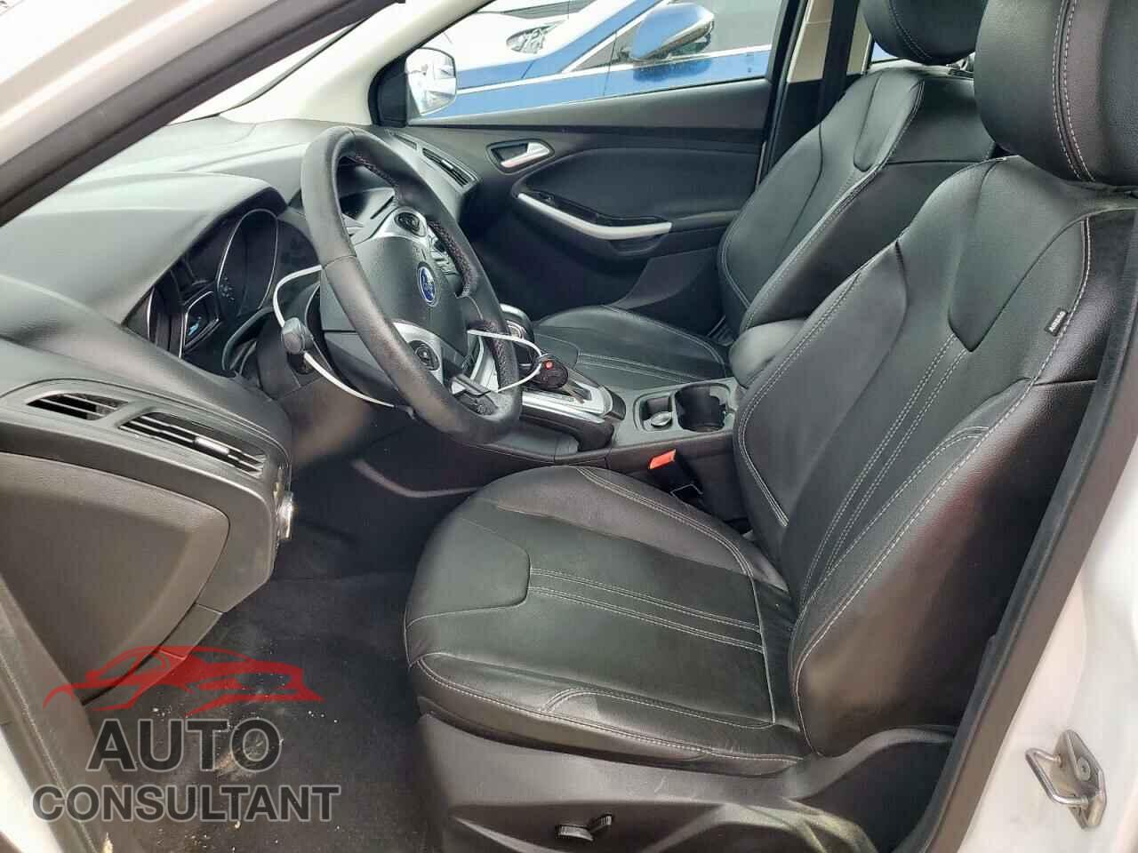 FORD FOCUS 2013 - 1FADP3F22DL158745