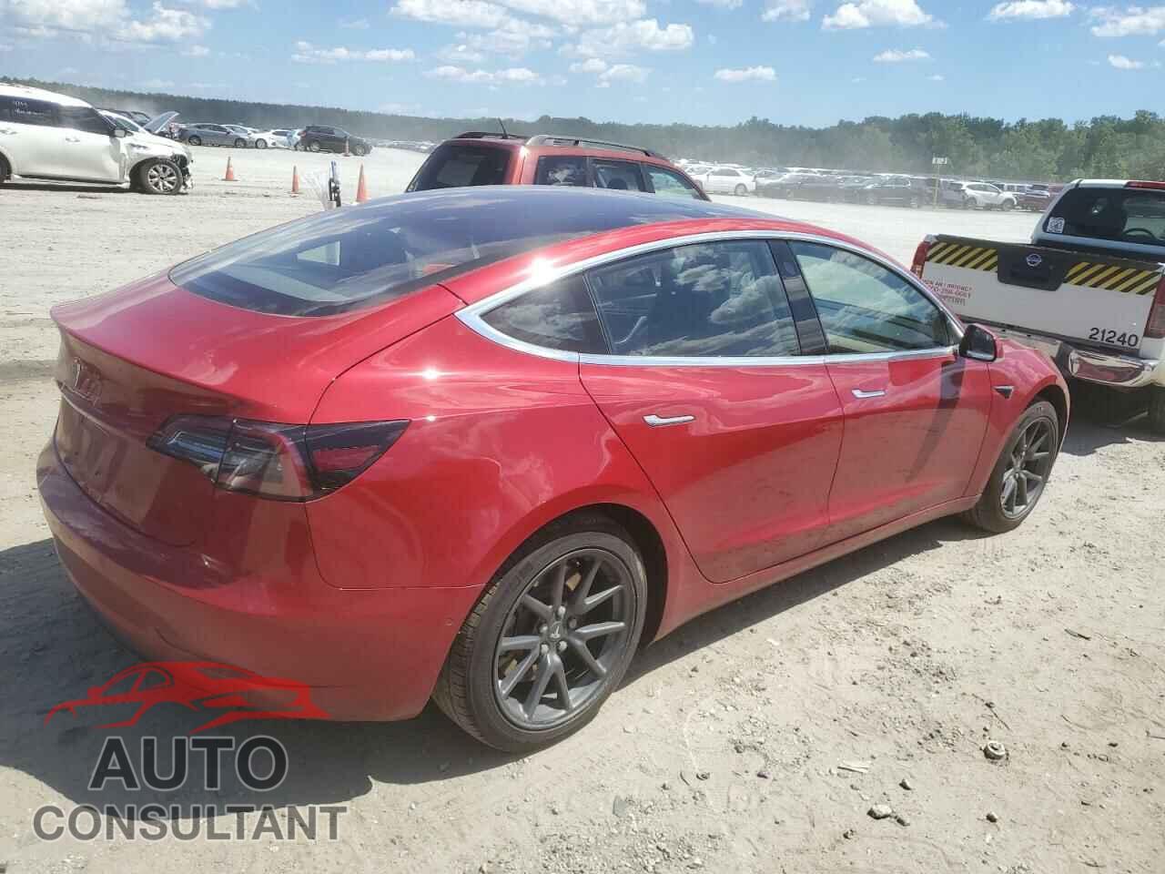 TESLA MODEL 3 2018 - 5YJ3E1EA7JF019251