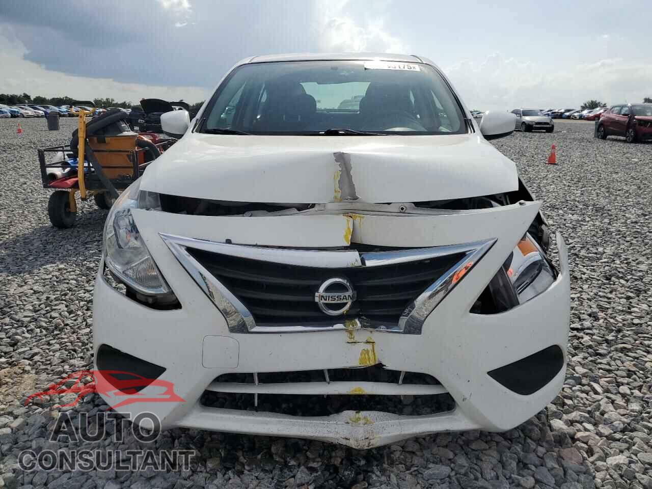 NISSAN VERSA 2019 - 3N1CN7AP3KL866125