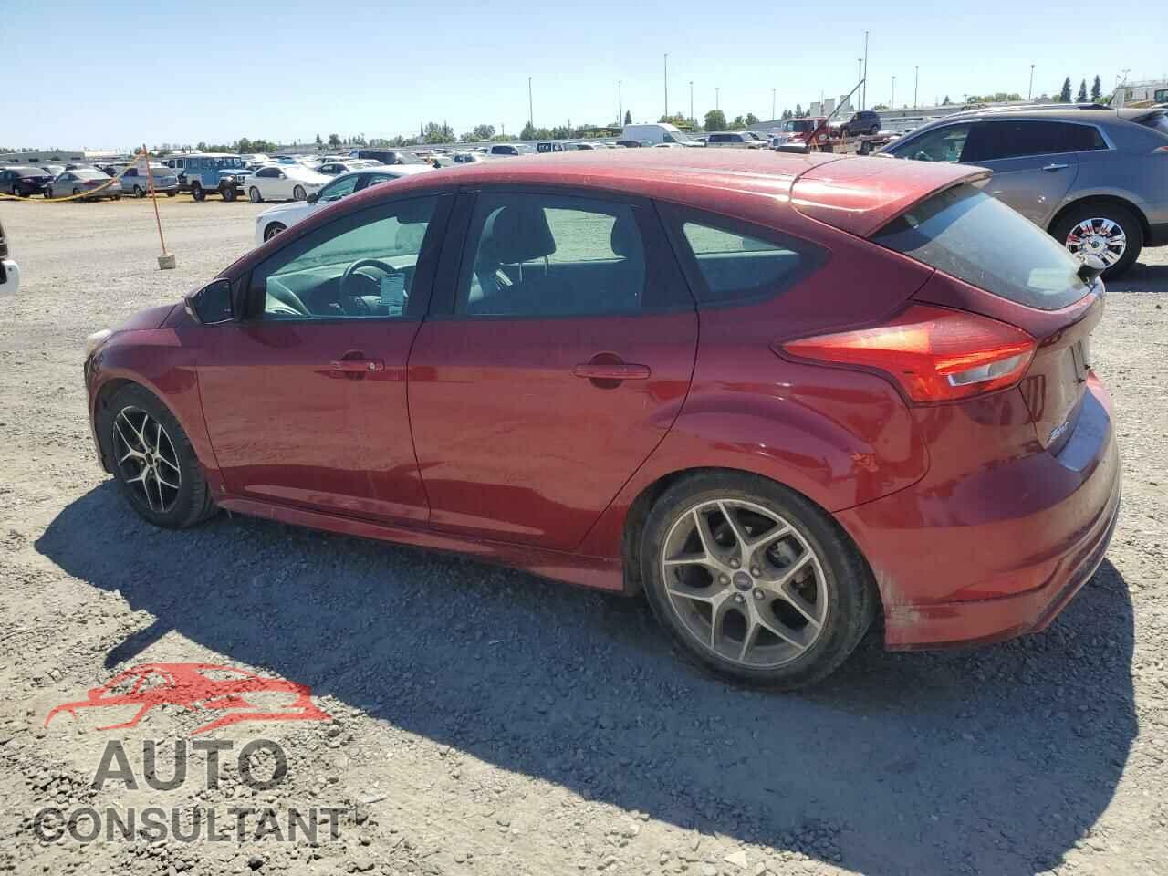 FORD FOCUS 2015 - 1FADP3K28FL315087