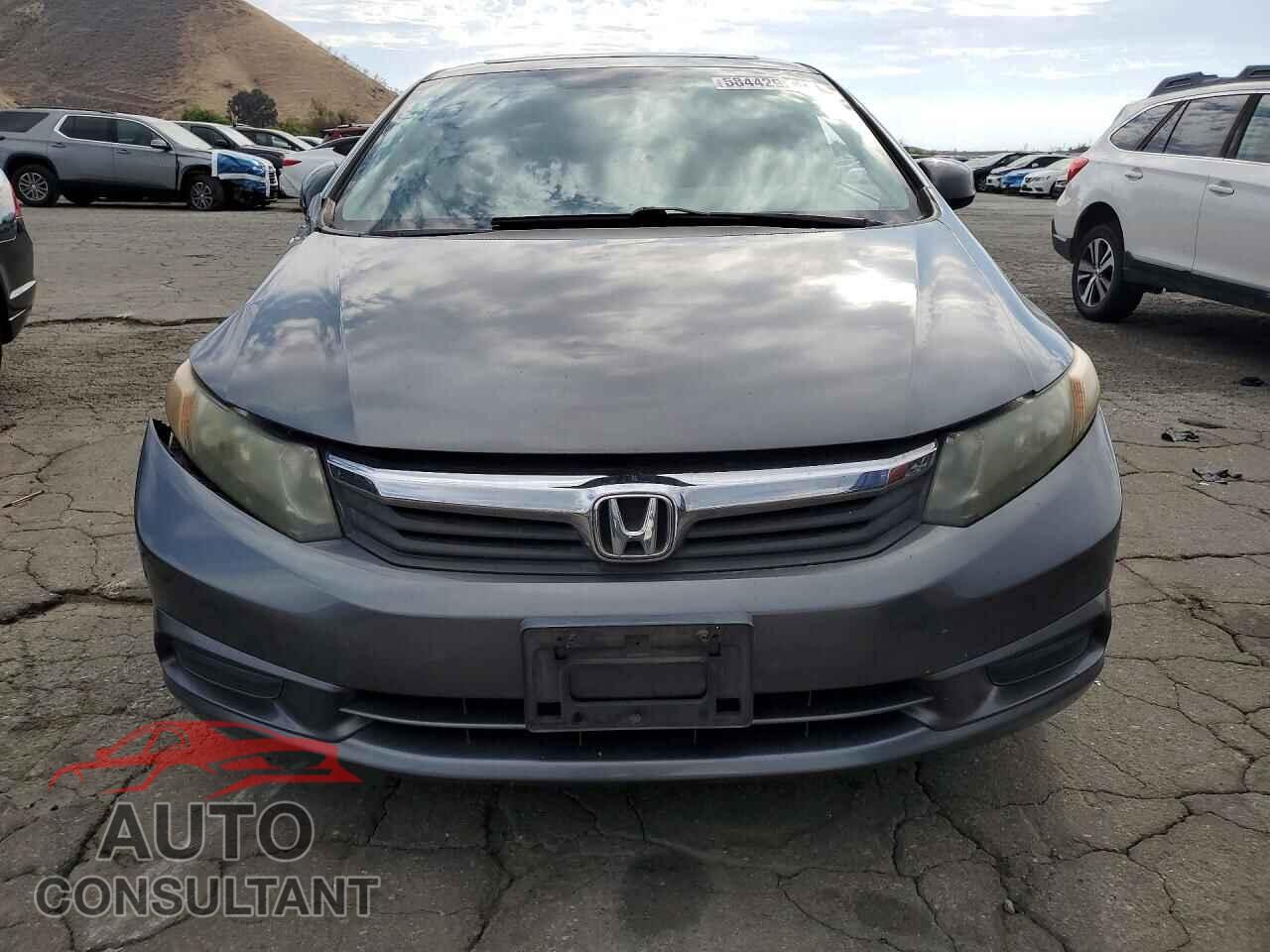HONDA CIVIC 2012 - 2HGFB2F86CH301001