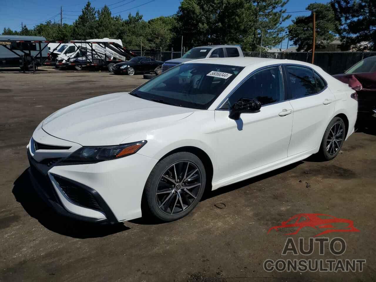 TOYOTA CAMRY 2021 - 4T1G11AK5MU454224