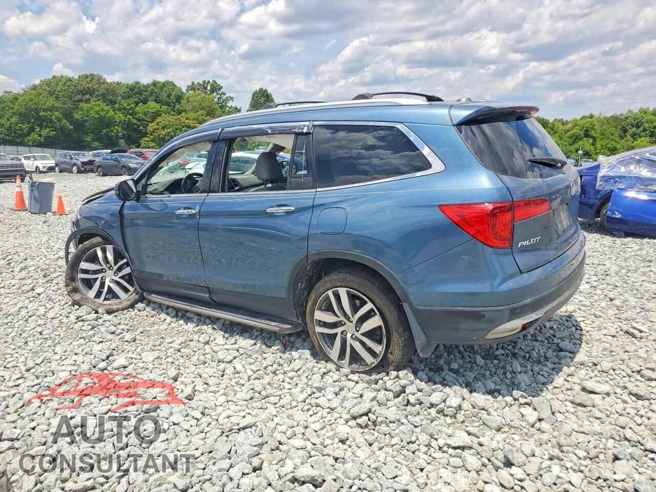 HONDA PILOT 2016 - 5FNYF6H03GB013135
