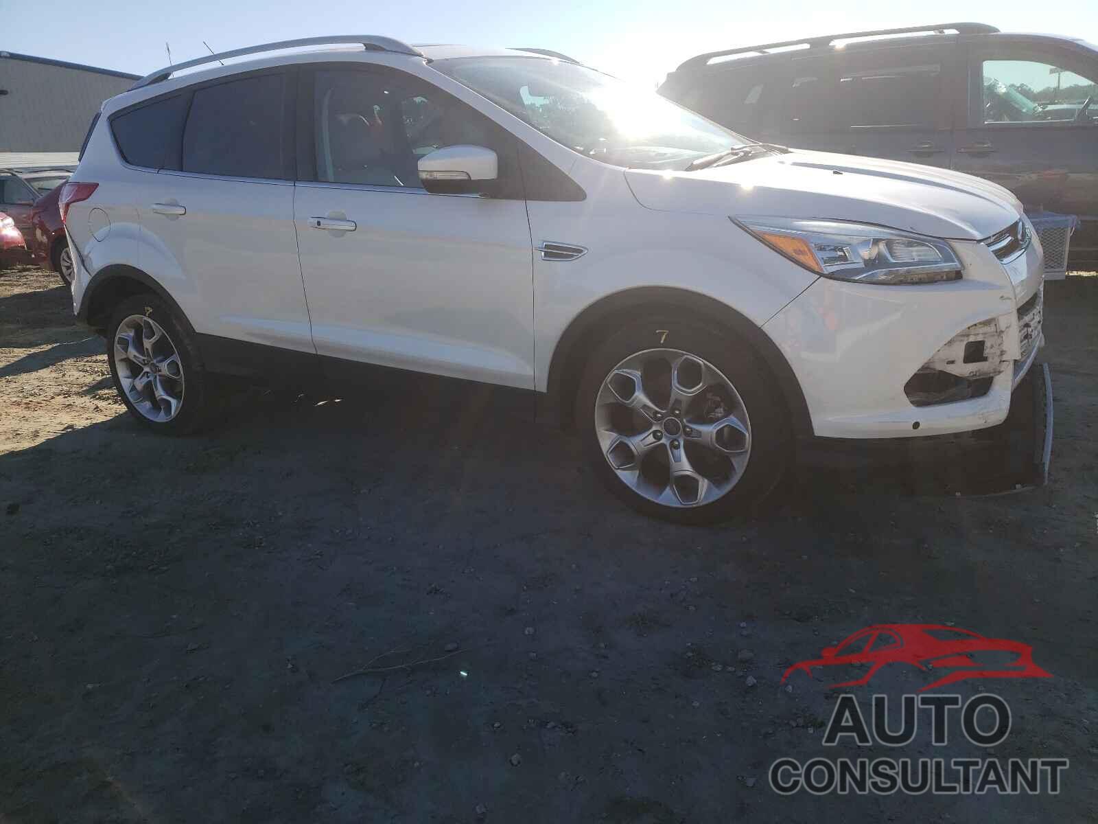 FORD ESCAPE 2016 - 1FMCU0J93GUA17677