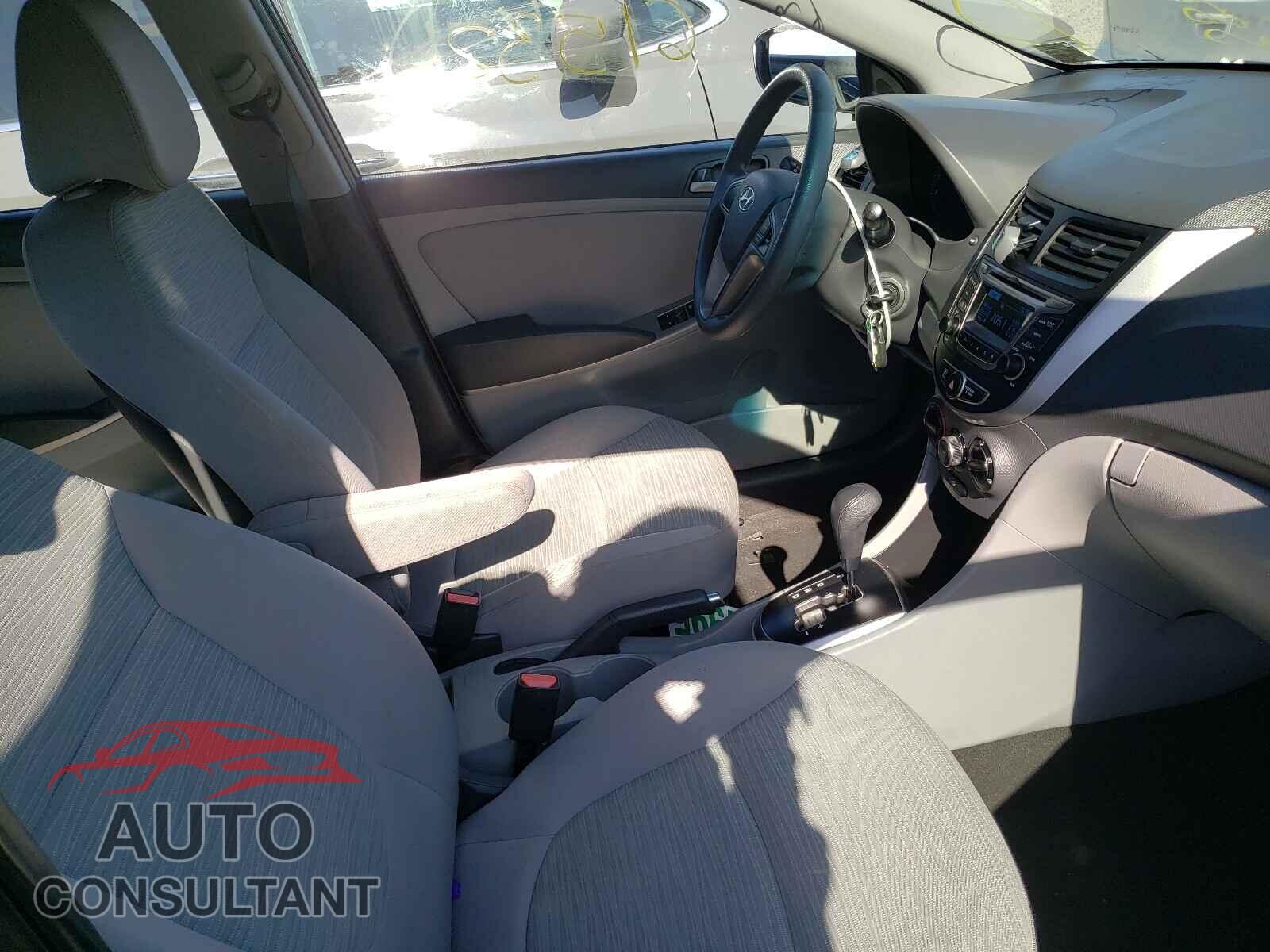 HYUNDAI ACCENT 2017 - KMHCT5AE4HU306002