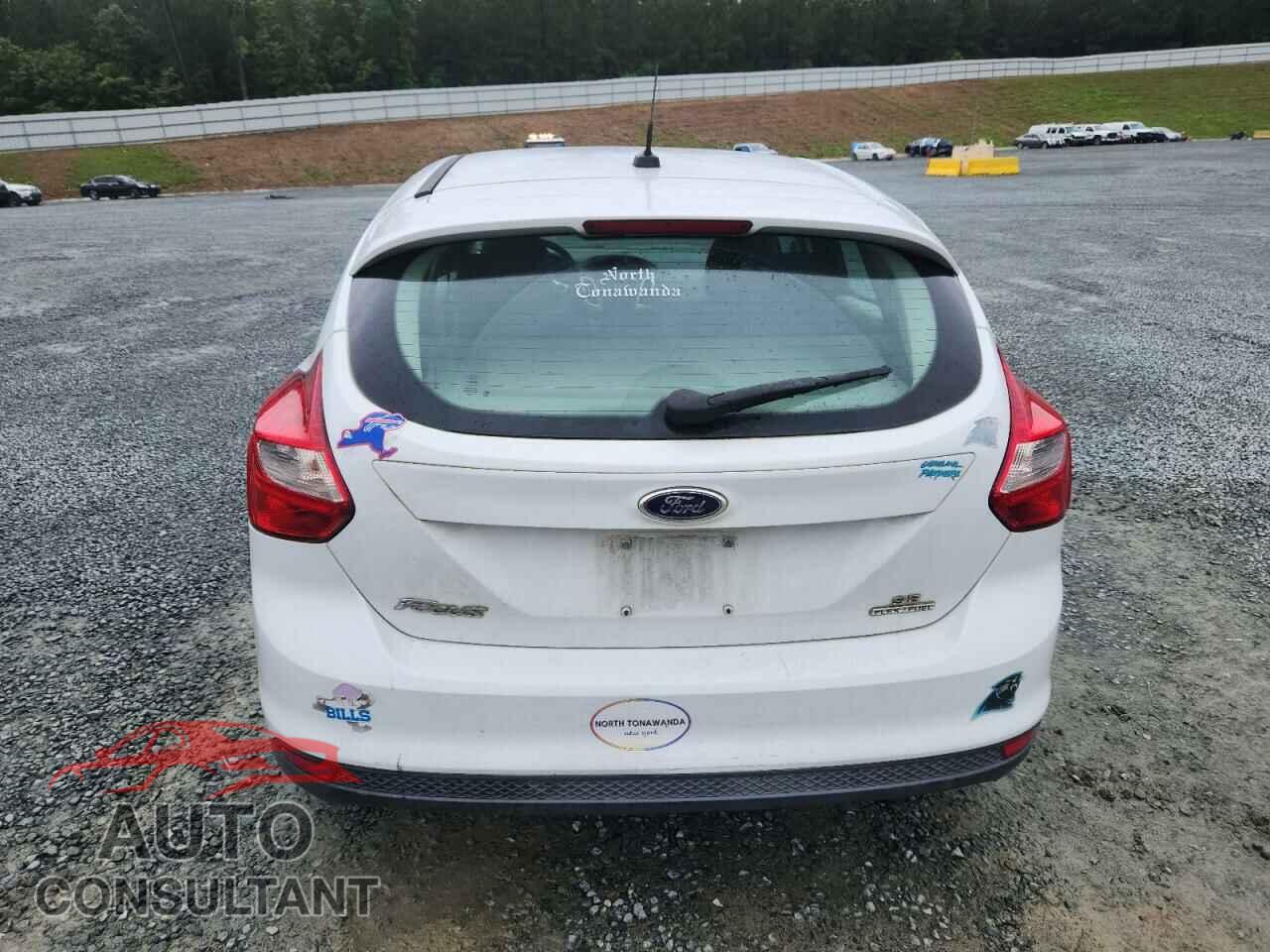 FORD FOCUS 2014 - 1FADP3K29EL304520