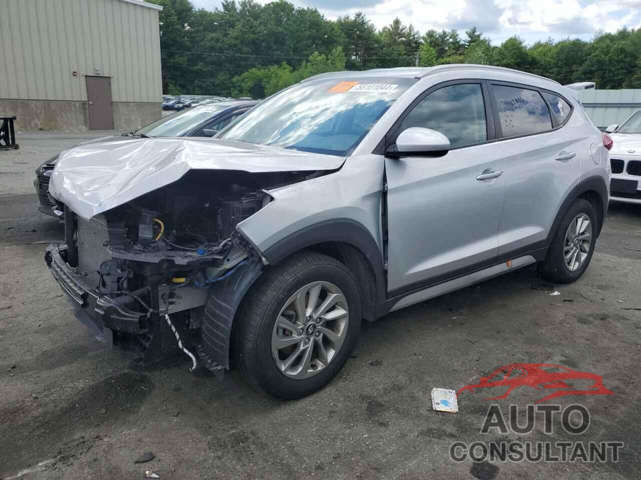 HYUNDAI TUCSON 2018 - KM8J3CA49JU717260