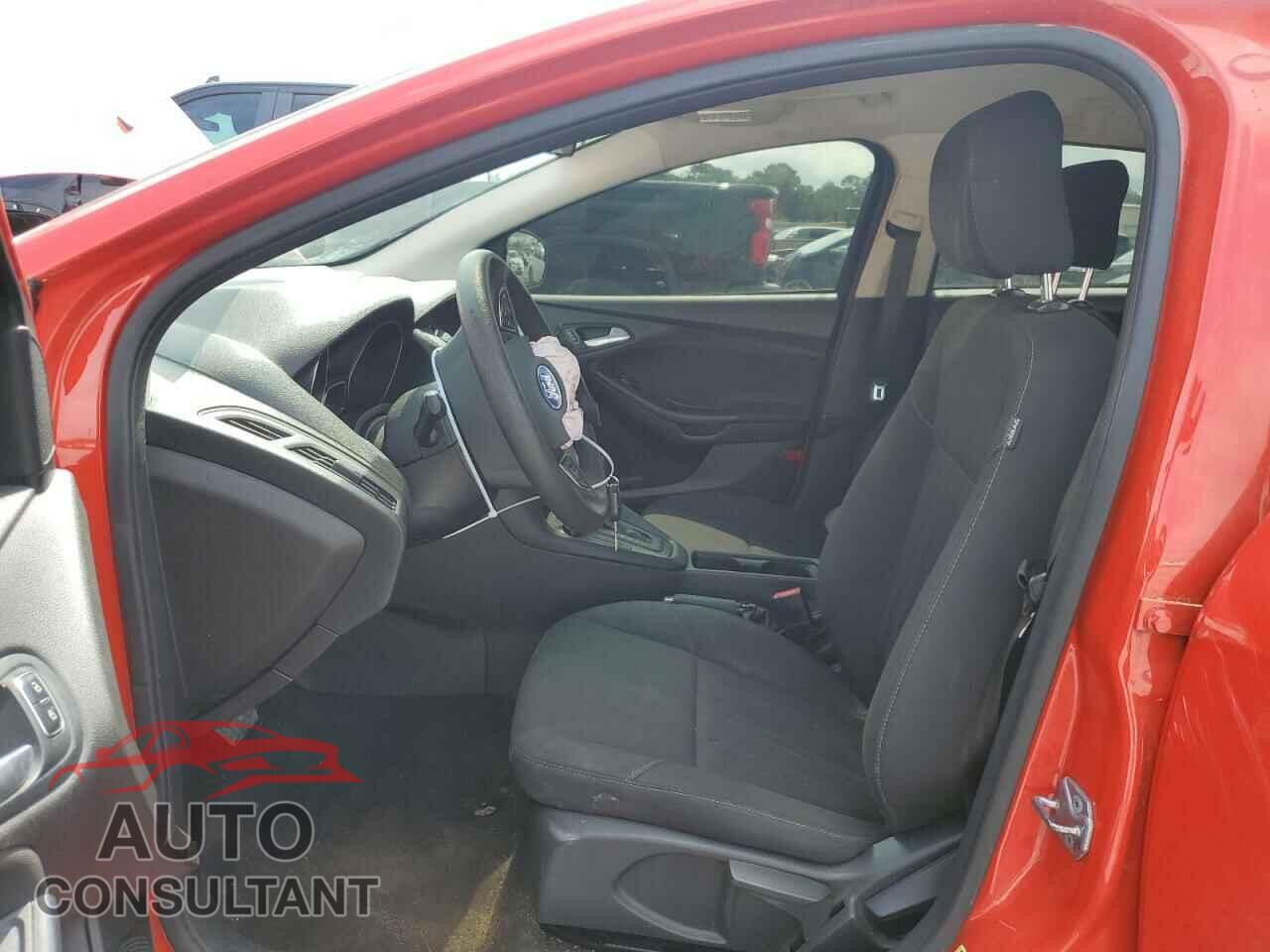FORD FOCUS 2016 - 1FADP3F28GL342818