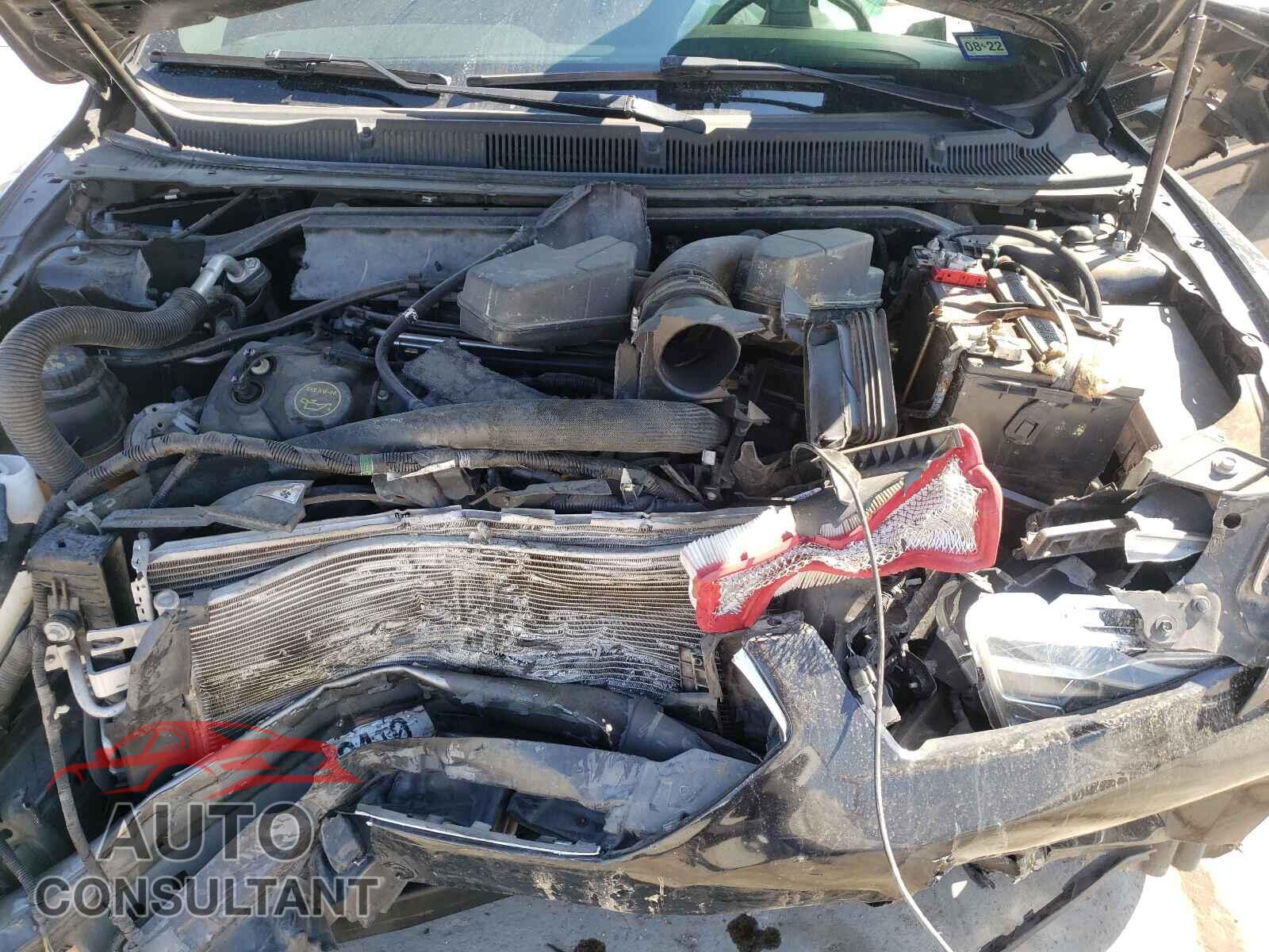 FORD TAURUS 2016 - 1FAHP2E83GG133416