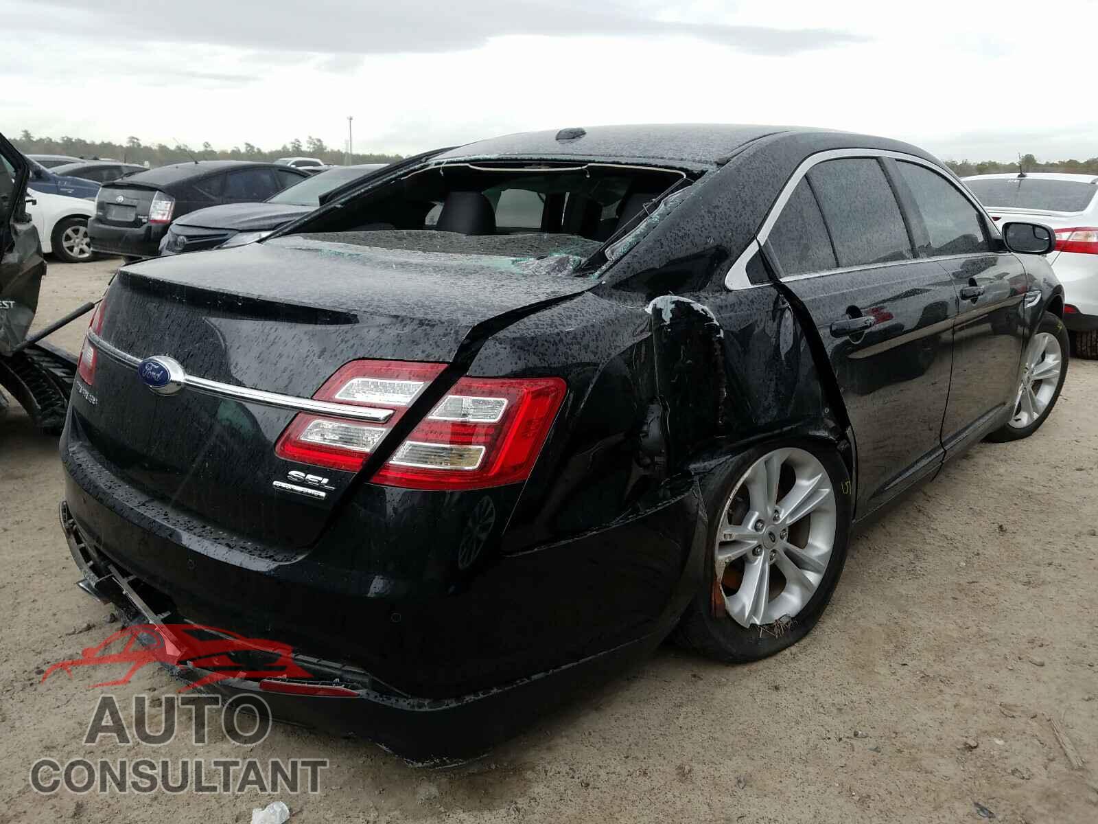 FORD TAURUS 2018 - 1FAHP2E84JG119838