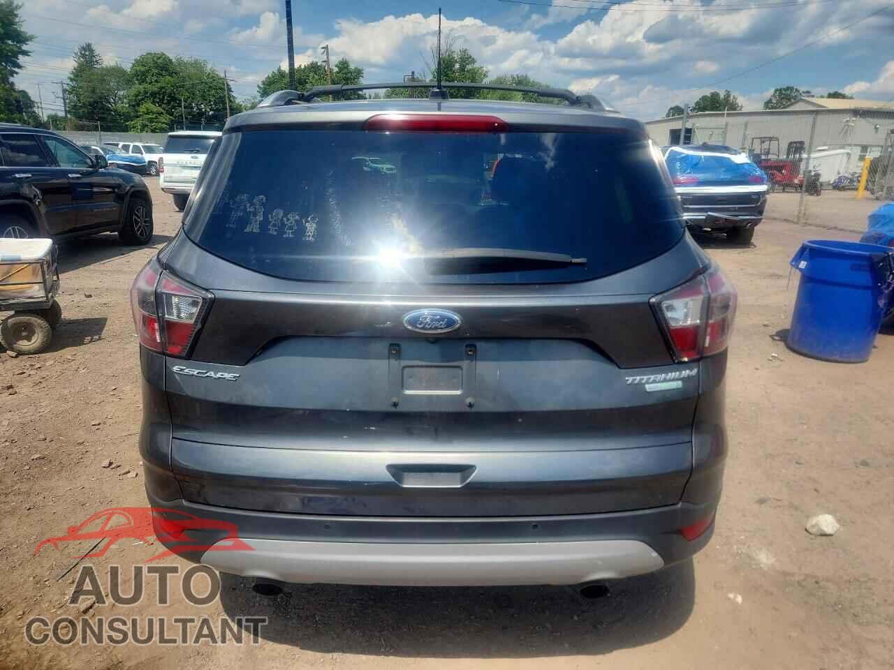 FORD ESCAPE 2017 - 1FMCU0JD4HUB19219