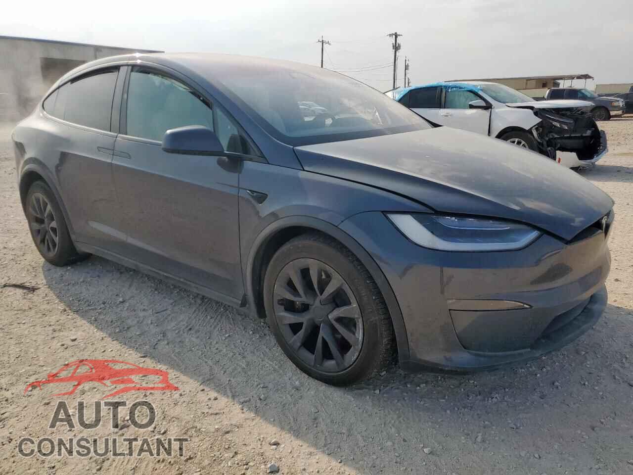 TESLA MODEL X 2023 - 7SAXCBE5XPF402192