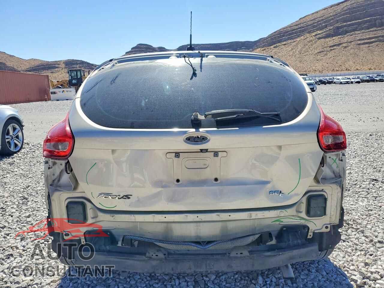 FORD FOCUS 2017 - 1FADP3M28HL206239