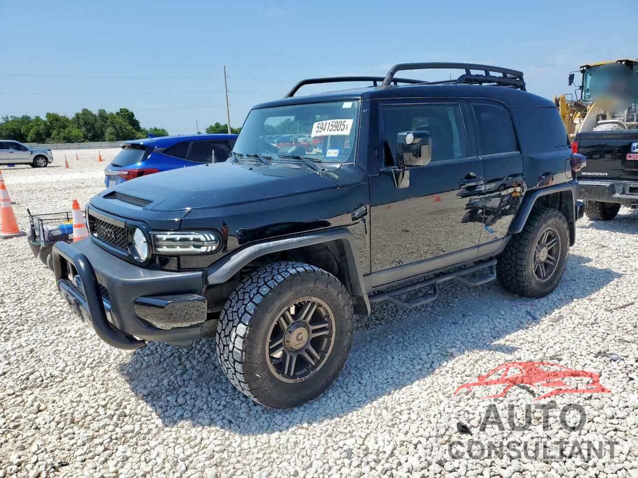 TOYOTA FJ CRUISER 2011 - JTEBU4BF8BK103207