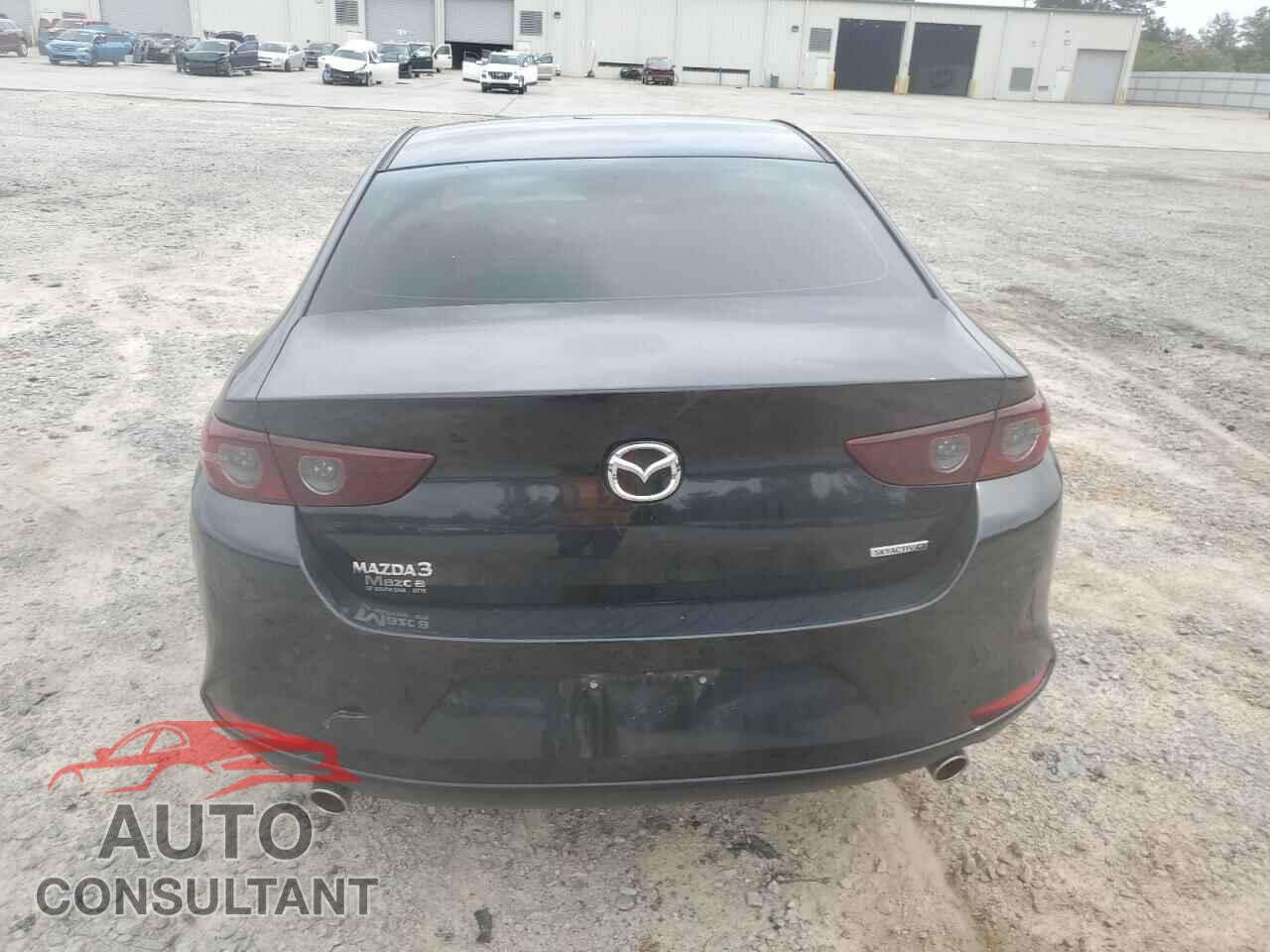 MAZDA 3 2021 - JM1BPABL9M1306115