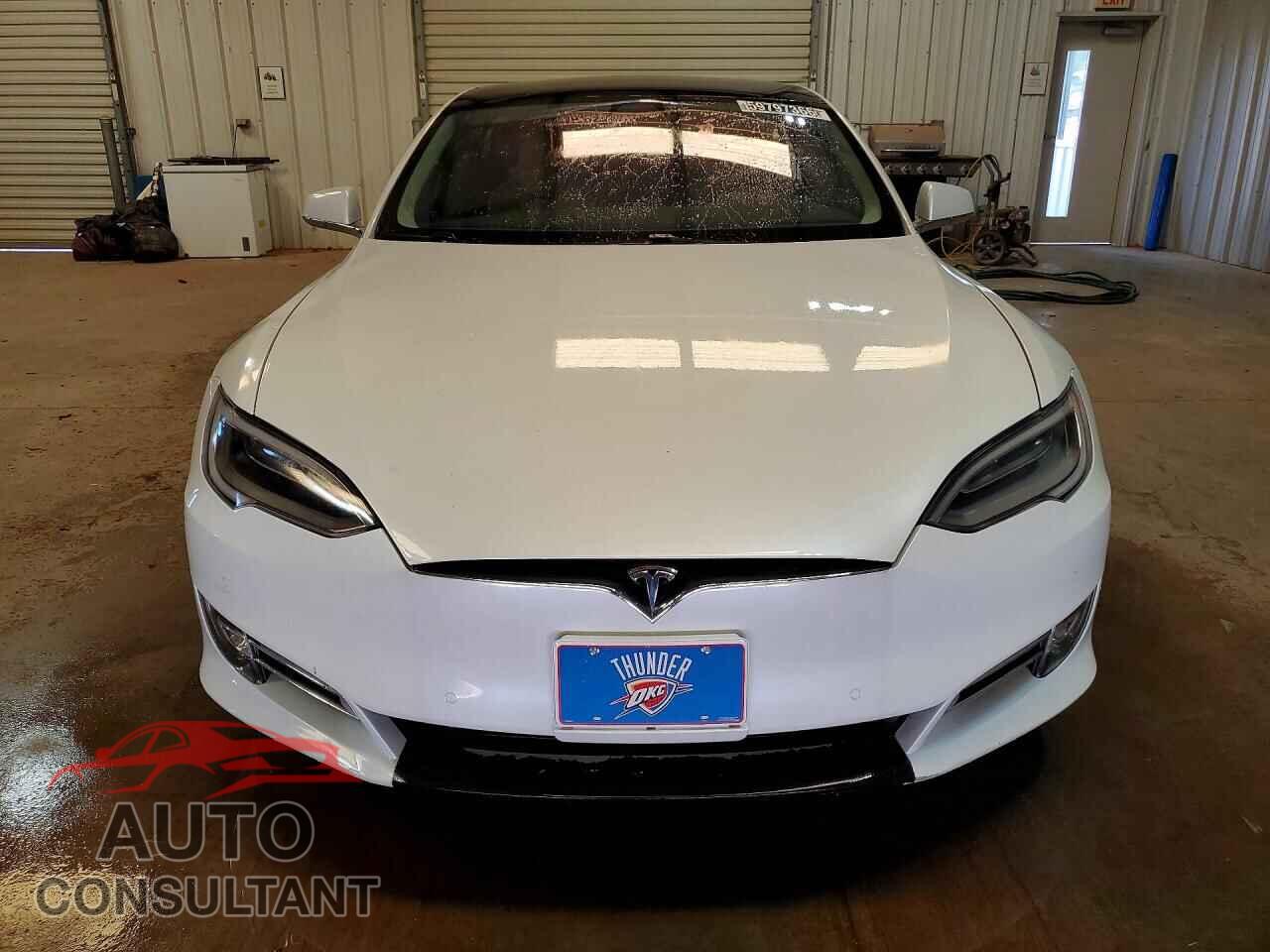TESLA MODEL S 2017 - 5YJSA1E11HF225960
