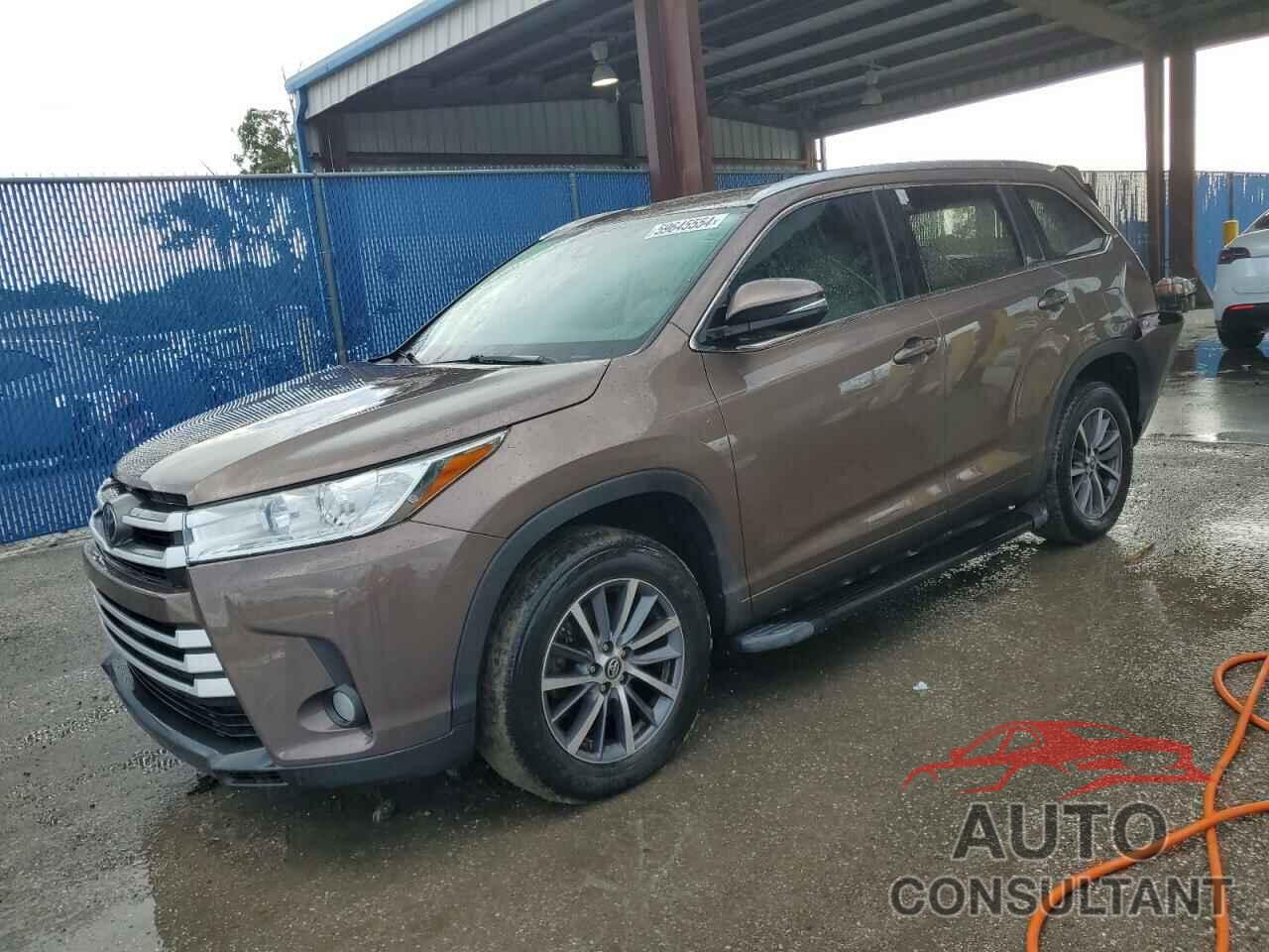 TOYOTA HIGHLANDER 2017 - 5TDKZRFH6HS199712