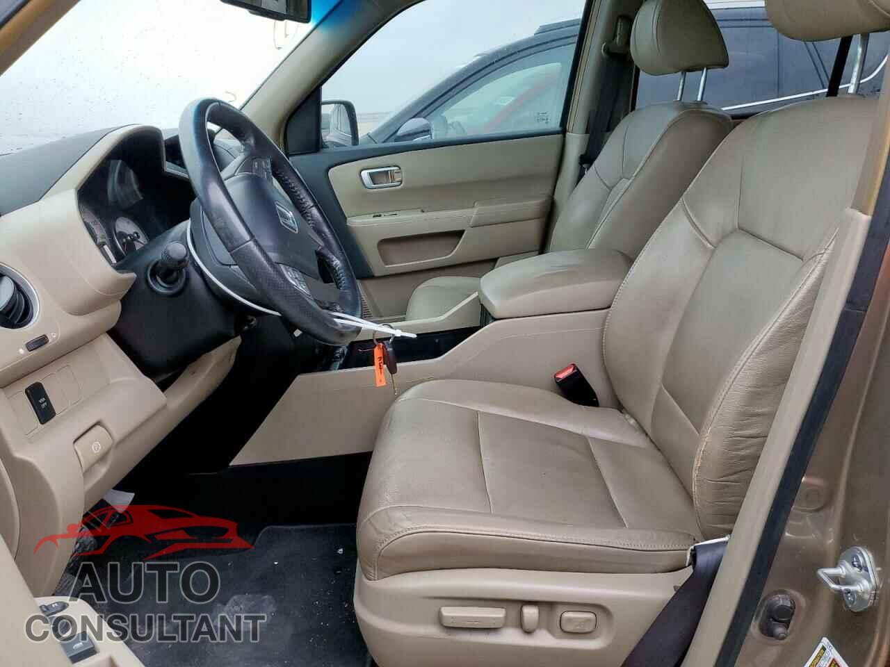 HONDA PILOT 2009 - 5FNYF38529B012507