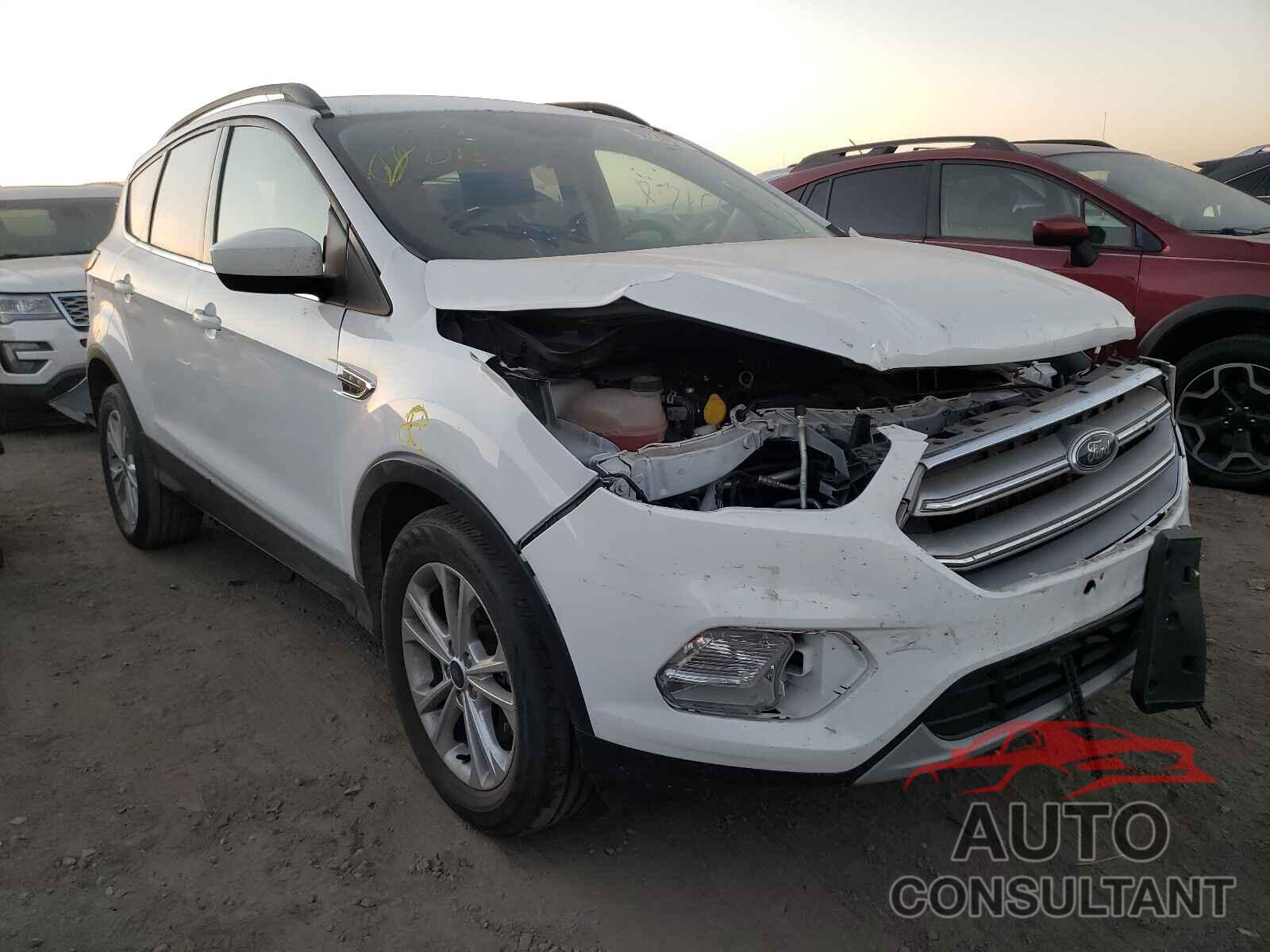 FORD ESCAPE 2017 - 1FMCU9G97HUE38122