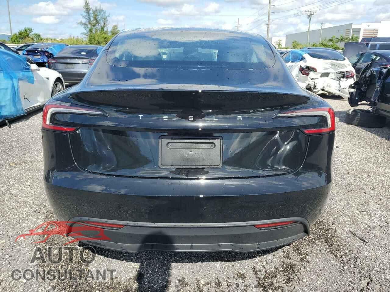 TESLA MODEL 3 2024 - 5YJ3E1EA2RF747345
