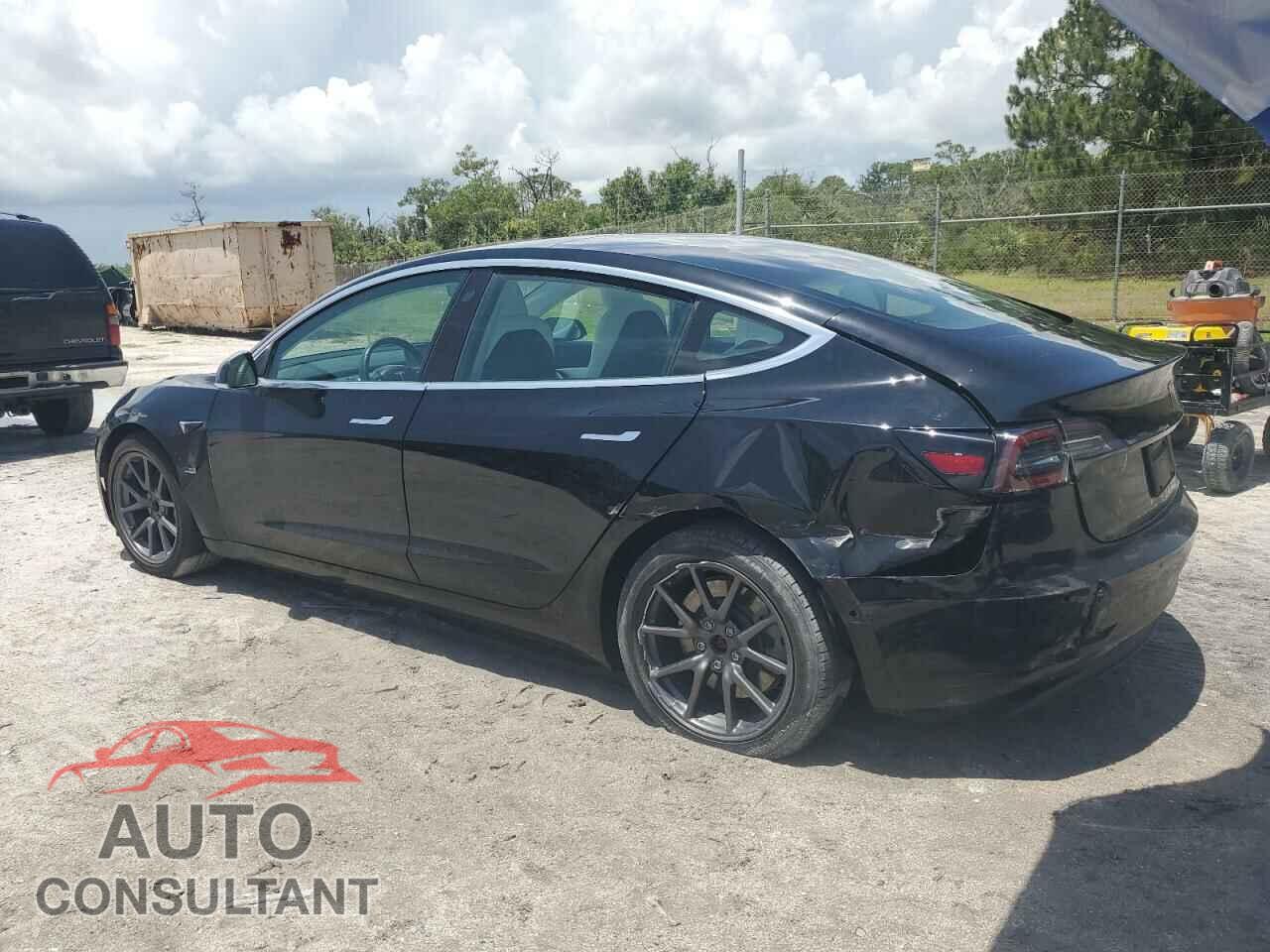 TESLA MODEL 3 2019 - 5YJ3E1EA7KF402656