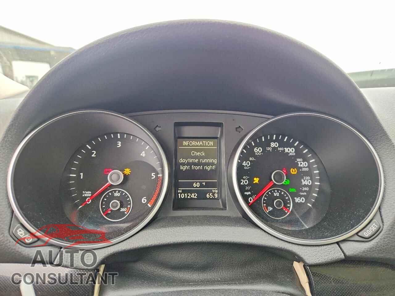 VOLKSWAGEN JETTA 2014 - 3VWPL7AJ5EM607440