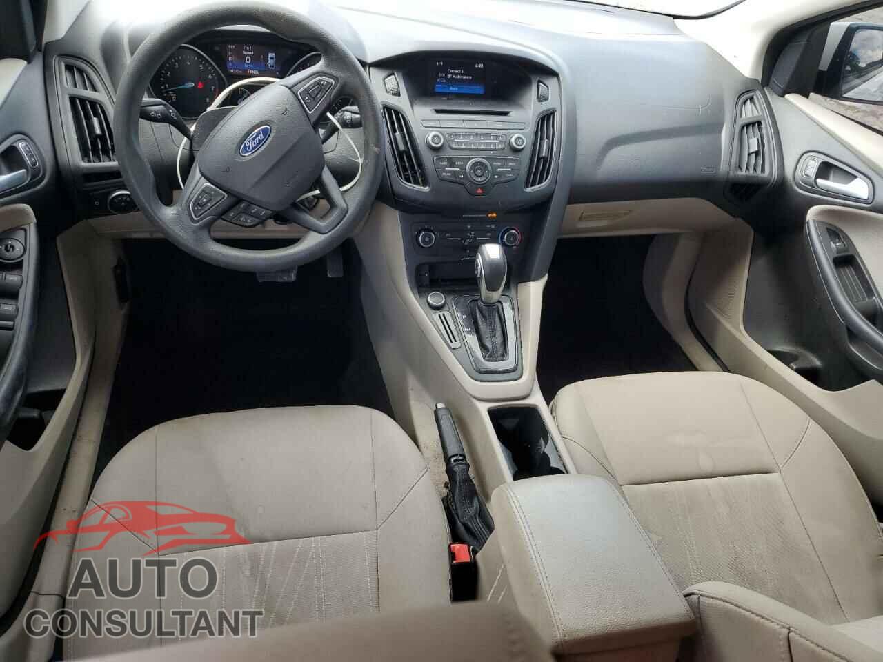 FORD FOCUS 2016 - 1FADP3K22GL392393