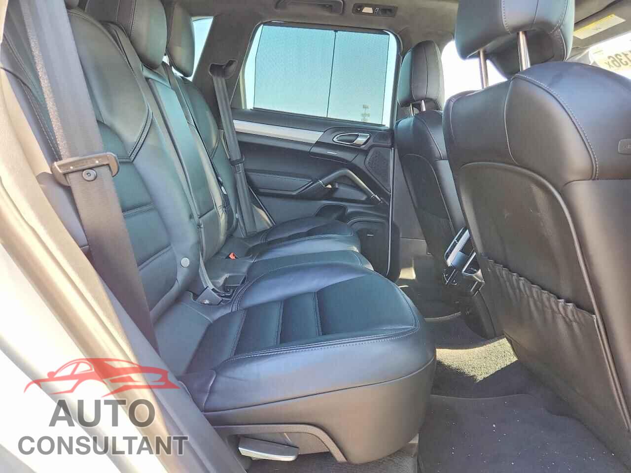 PORSCHE CAYENNE 2015 - WP1AC2A28FLA81147