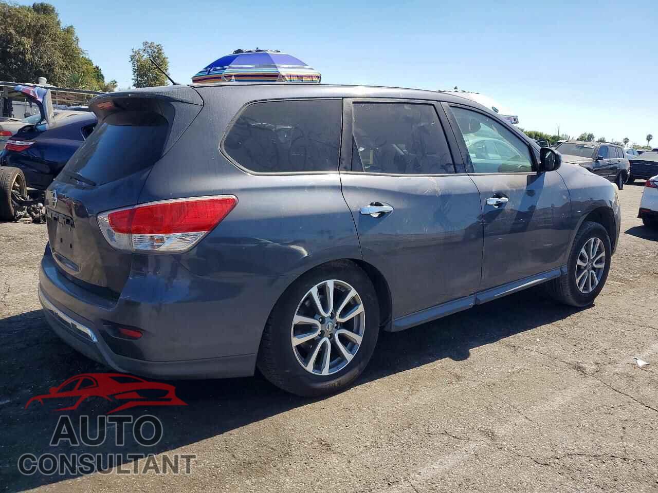 NISSAN PATHFINDER 2013 - 5N1AR2MN3DC656298