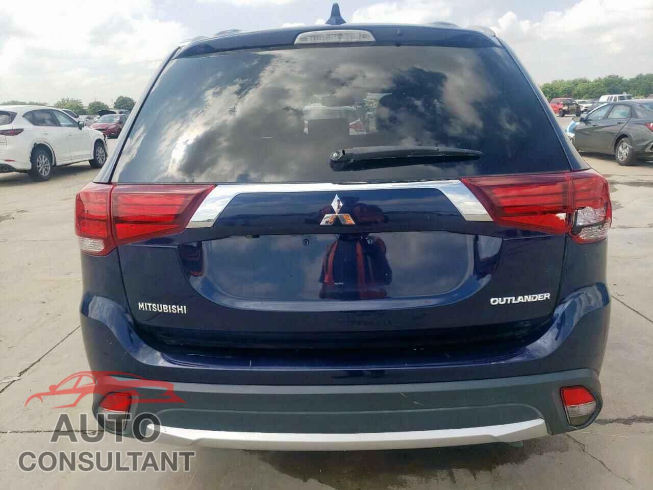 MITSUBISHI OUTLANDER 2017 - JA4AD3A3XHZ070285