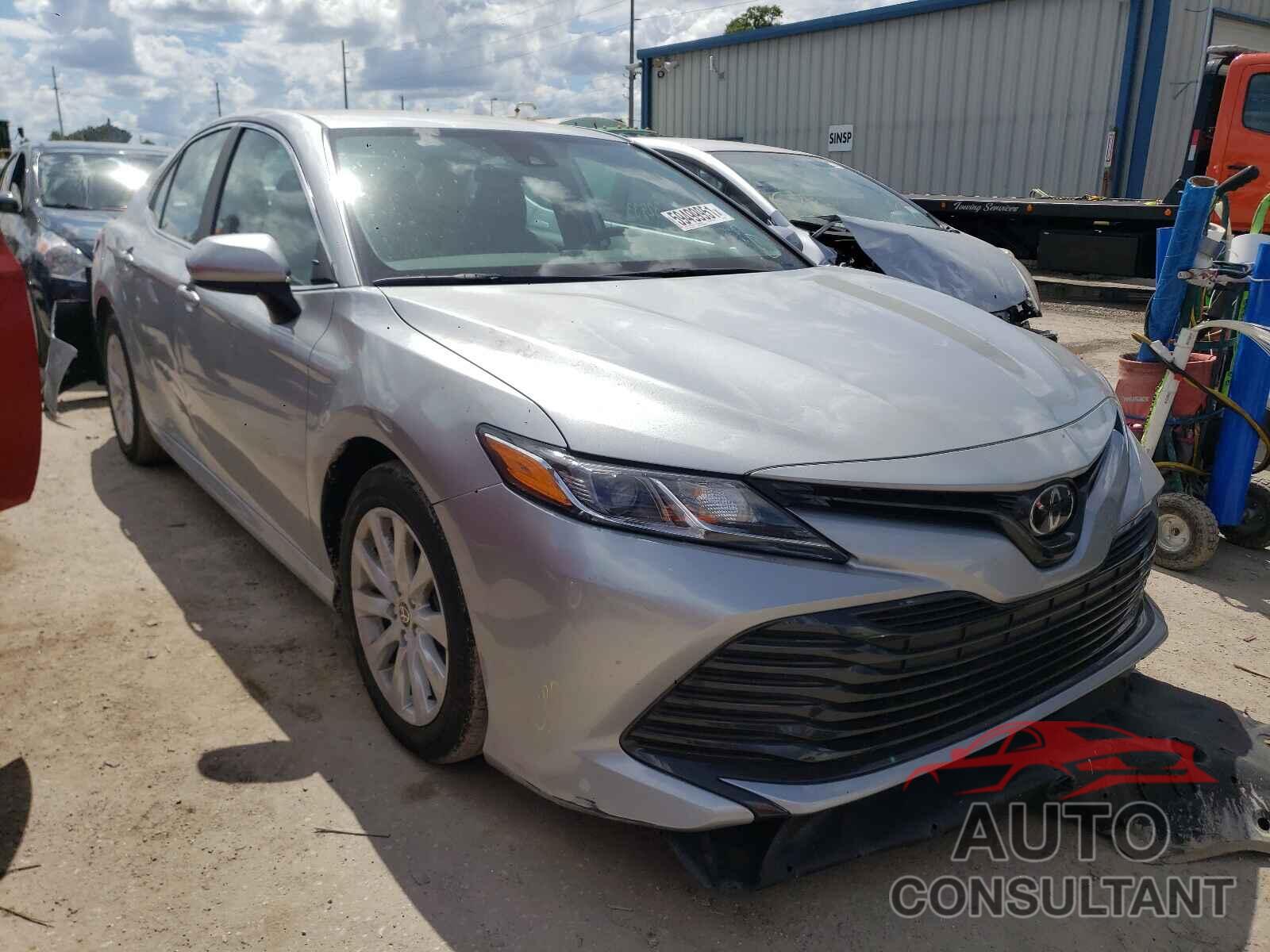 TOYOTA CAMRY 2020 - 4T1C11AK8LU375515