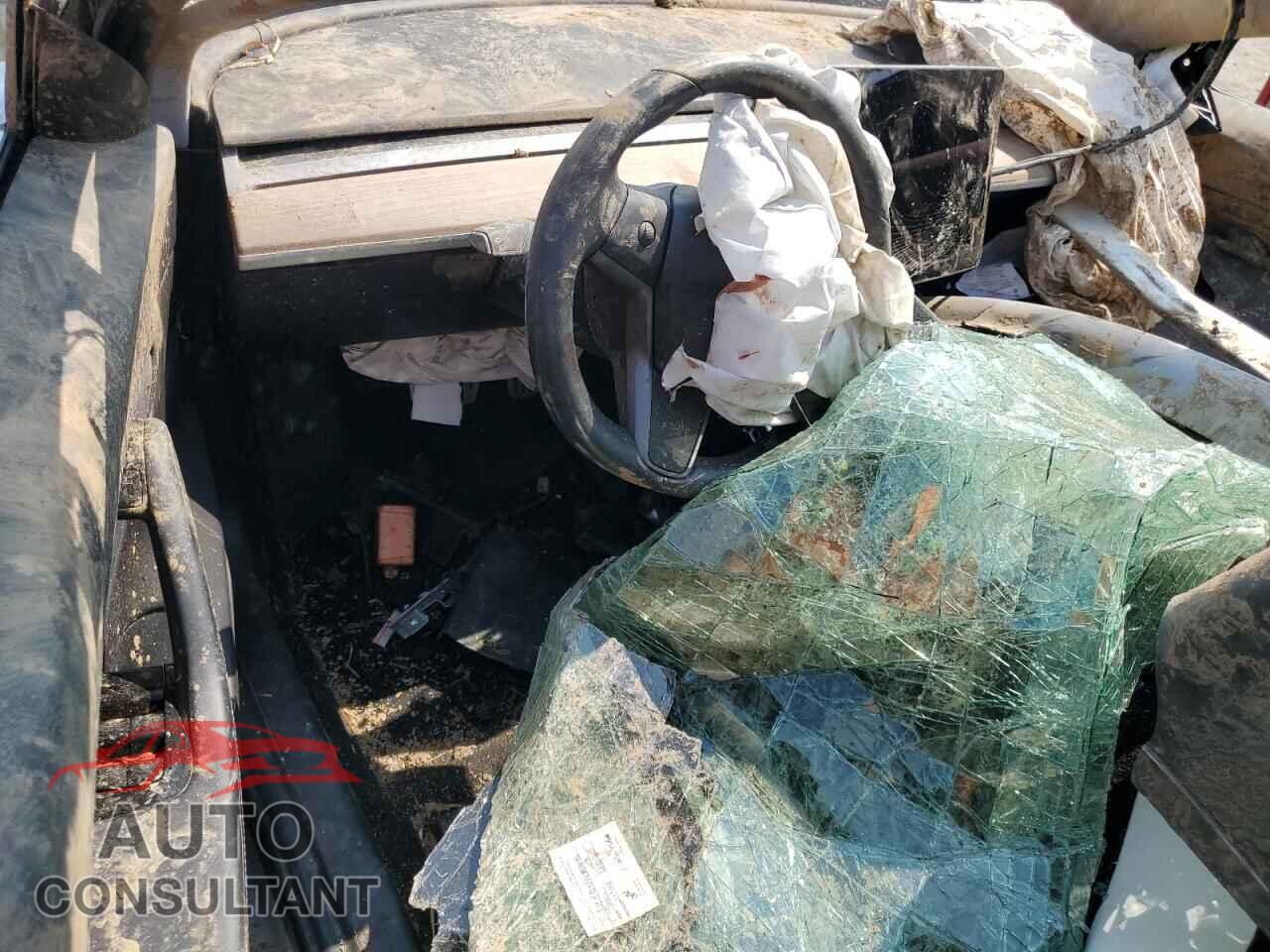 TESLA MODEL 3 2018 - 5YJ3E1EB4JF083496