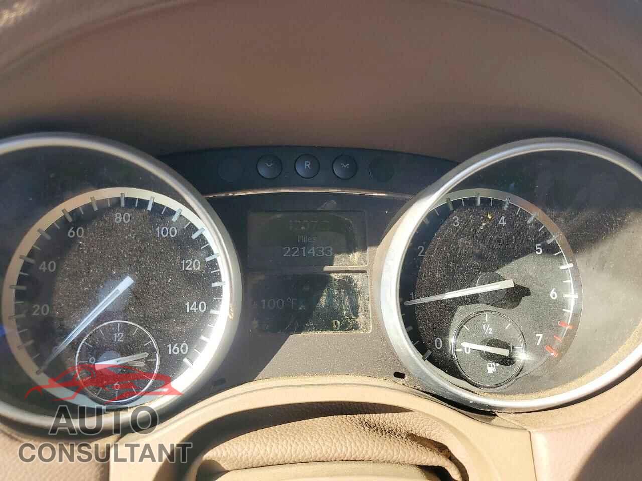 MERCEDES-BENZ GL-CLASS 2011 - 4JGBF7BE2BA660770