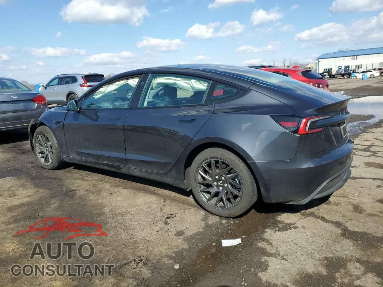 TESLA MODEL 3 2024 - 5YJ3E1EA6RF731388
