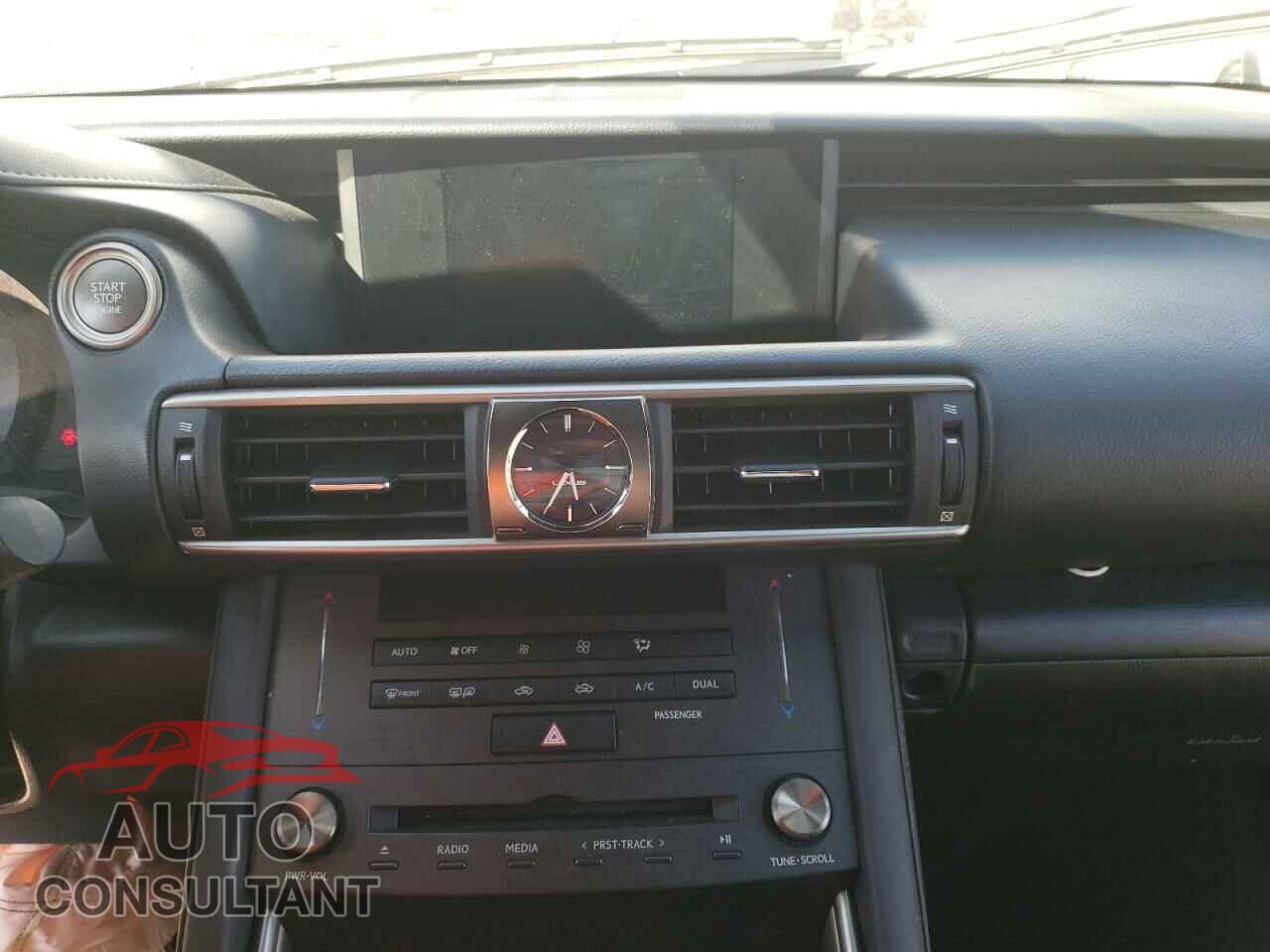LEXUS IS 2019 - JTHBA1D23K5091101